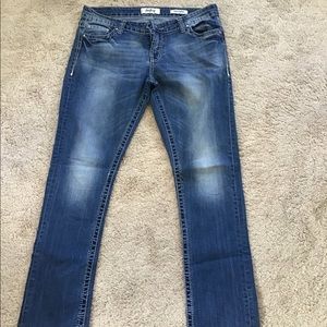 Buckle Daytrip Virgo jeans